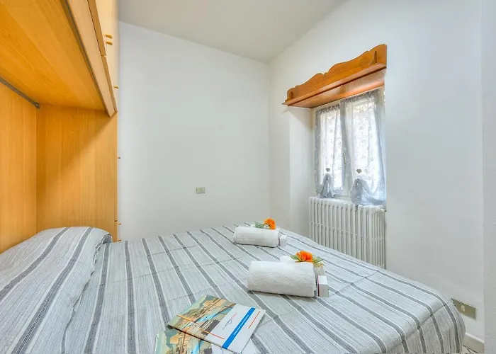 Apartament Leonardo House Garden Center - Happy *