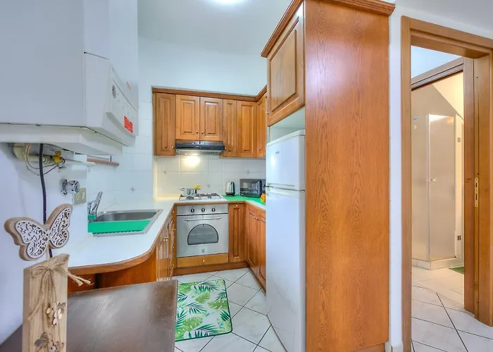 Apartament Leonardo House Garden Center - Happy