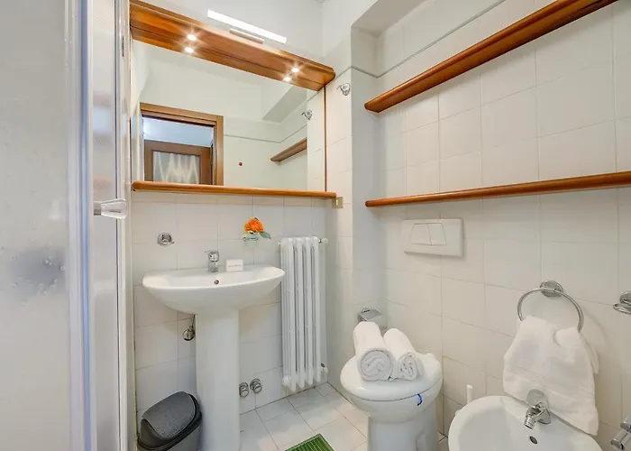 Apartament Leonardo House Garden Center - Happy Stresa