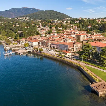 Leonardo House Garden Center - Happy Stresa